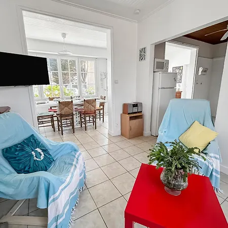 Semesterbostad Sejour Detente Jacuzzi & Sauna Et Plage A 200M *