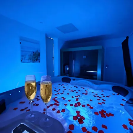 度假居 Sejour Detente Jacuzzi & Sauna Et A 200m *