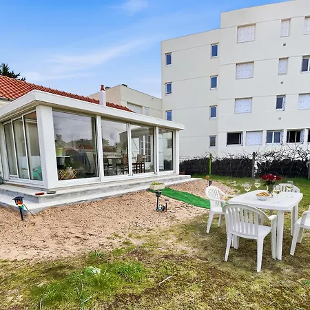 Ferienhaus Sejour Detente Jacuzzi & Sauna Et A 200m *